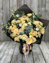 Букет цветов из:  Розы и Лизиантусы #REPLACE_PRED# Тиликтино