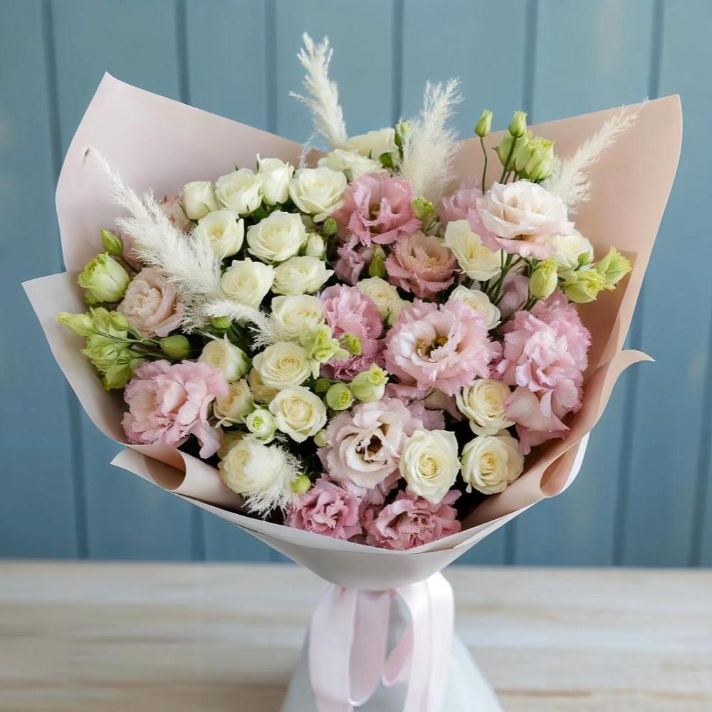 Букет цветов из: Альстромерии и Розы в Тиликтино