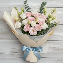 Букет цветов из:  Лизиантусы в Тиликтино