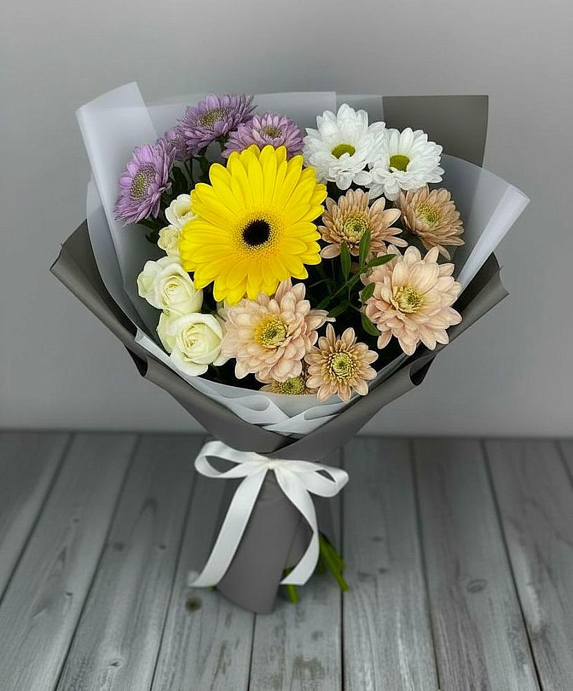 Букет цветов из: Розы, Герберы и Хризантемы в Тиликтино