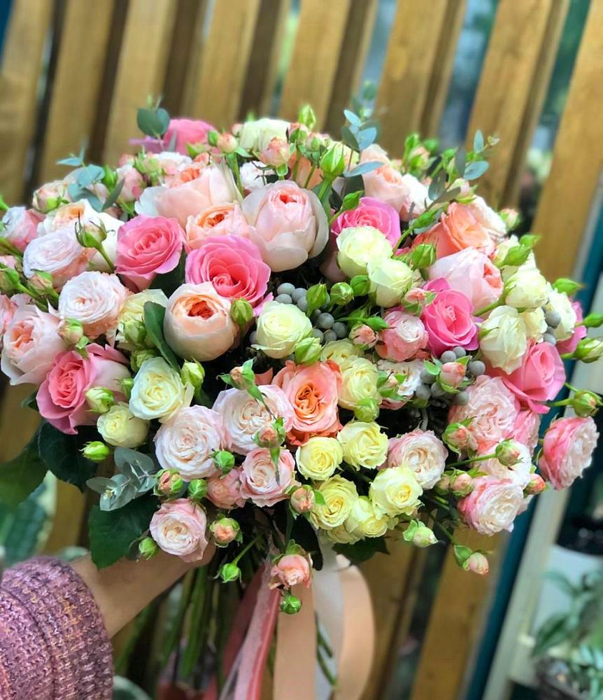 Букет цветов из: Розы в Тиликтино